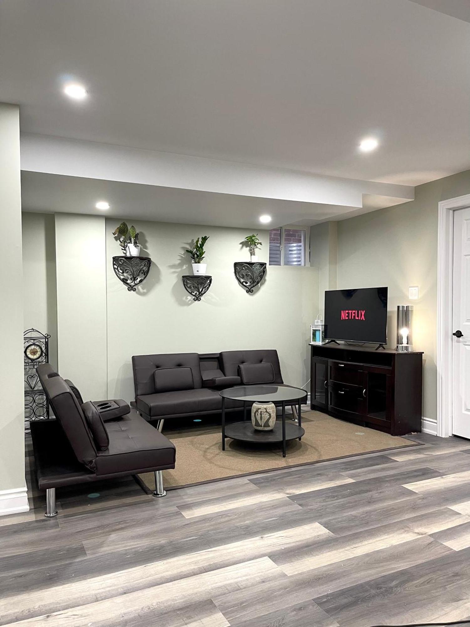 Niagara Falls Bnb 15 Mins Away From Falls Thorold Εξωτερικό φωτογραφία